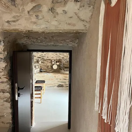 Agria Xvii Mani Stone Tower Villa *