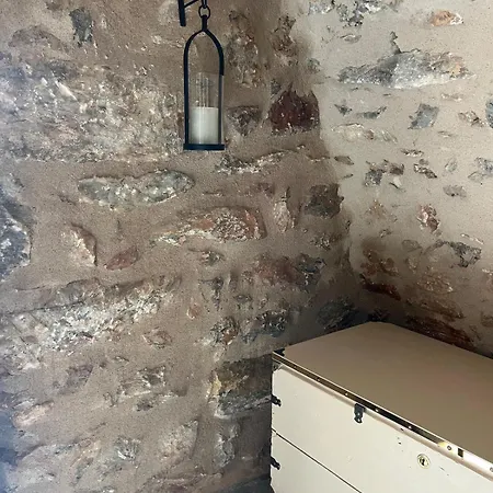 Agria Xvii Mani Stone Tower Villa *